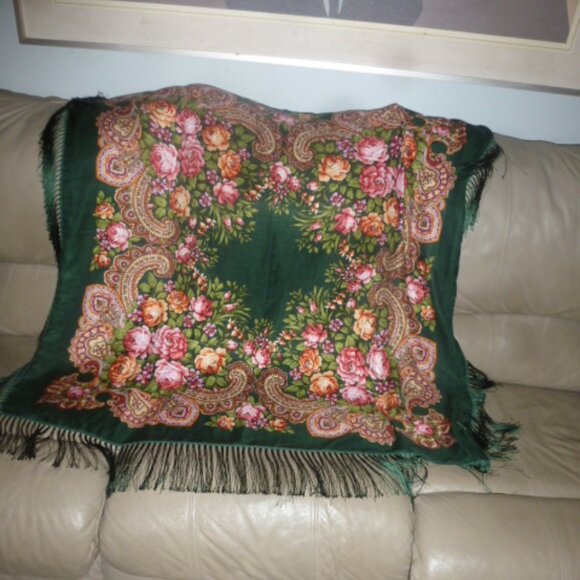 🌺🌿 Colorful Authentic Russian-Style Wool Blend Fringe Shawl 🌿🌺 - Picture 7 of 16